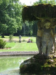 The fountain in the parterre The fountain in the parterre